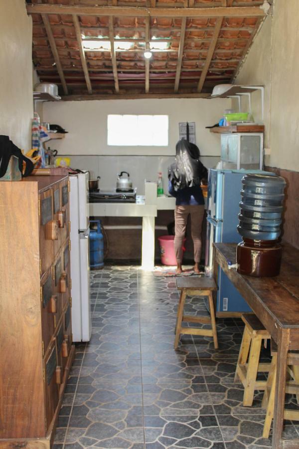 Harrys Oceanhouse 2 Pacitan Leilighet Eksteriør bilde